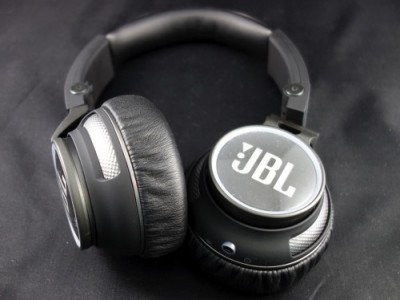 jbl synchros s400bt - беспроводные наушники с поддержкой аудиокодека aptx